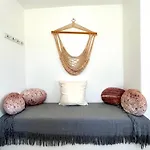 Quiet 3-bedroom Sea View House With Shared Pool Casa de Férias Marmara
