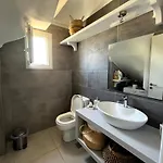 Casa de Férias Quiet 3-bedroom Sea View House With Shared Pool *