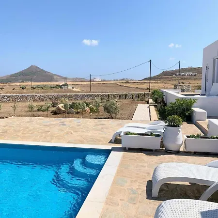 Quiet 3-bedroom Sea View House With Shared Pool Mármara