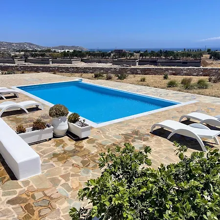Quiet 3-bedroom Sea View House With Shared Pool Marmara